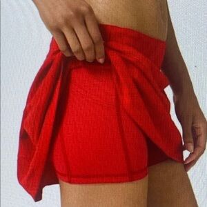 Lululemon Athletica rival skirt red size 12 tall